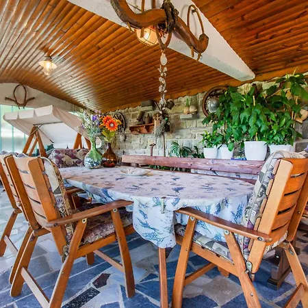 Amazing In With Kitchen
