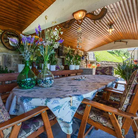 Amazing In With Kitchen